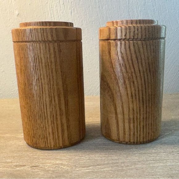 Wood Salt & Pepper Shakers - Picture 5 of 6